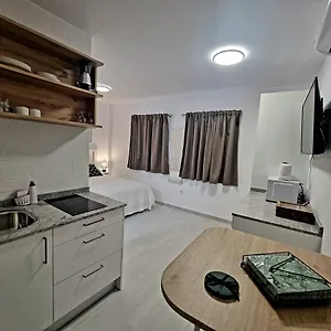 https://cardon-jandia-2b.in-canary-islands.com