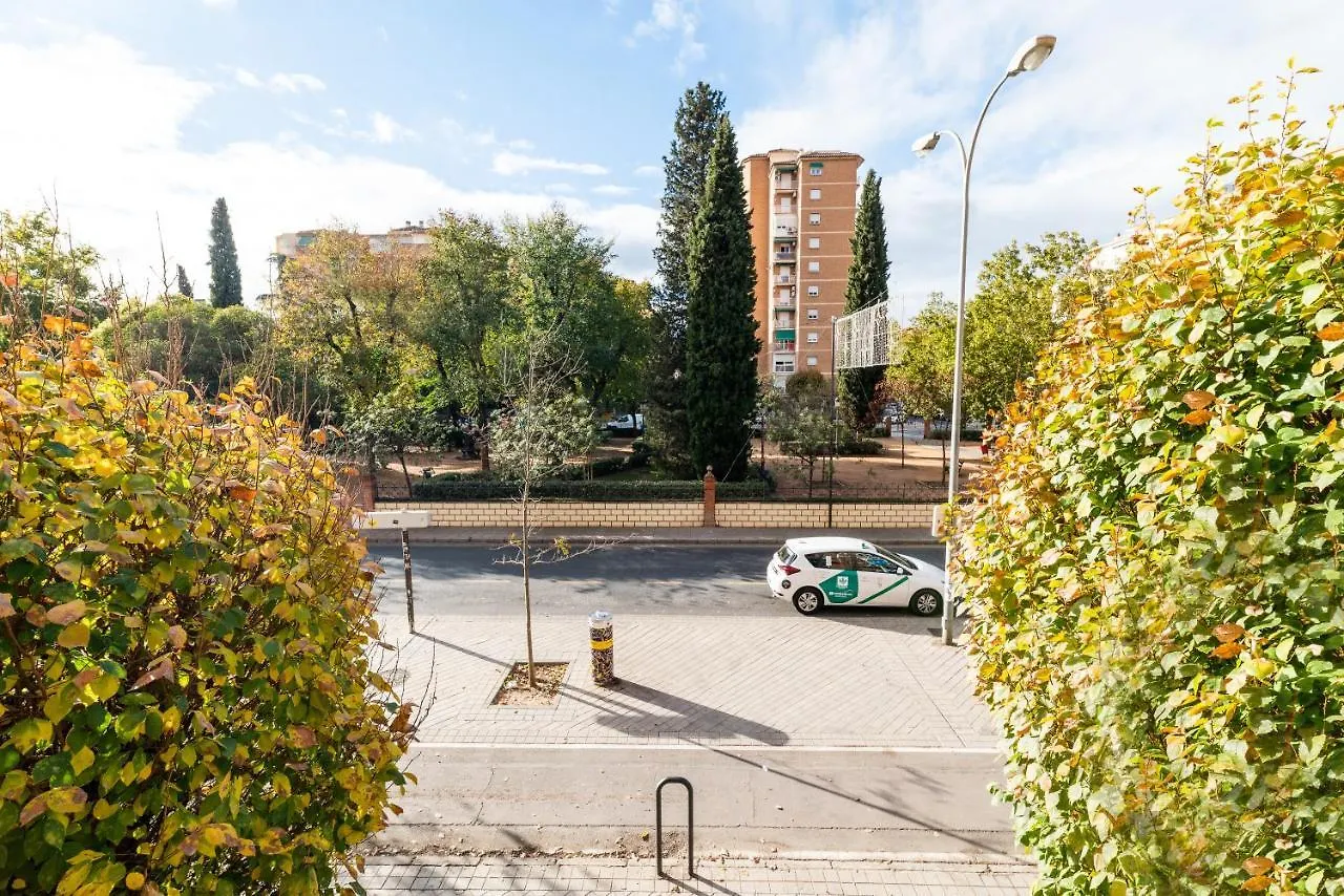 Piso Junto A Parque De Las Ciencias En Granada Apartment